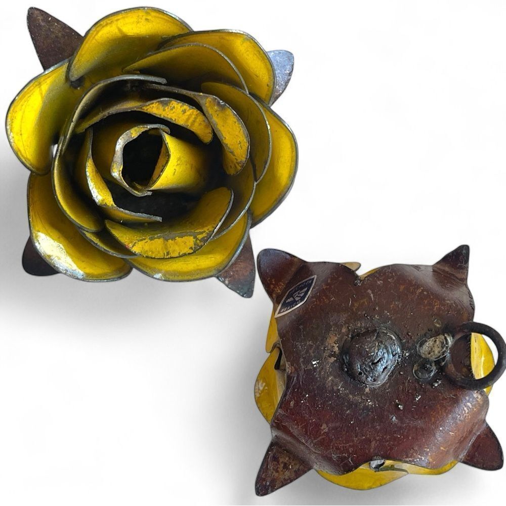 Rustic Painted Forged Metal Decorative Rose Bloom Trio in White Red Yellow - Picture 9 of 16